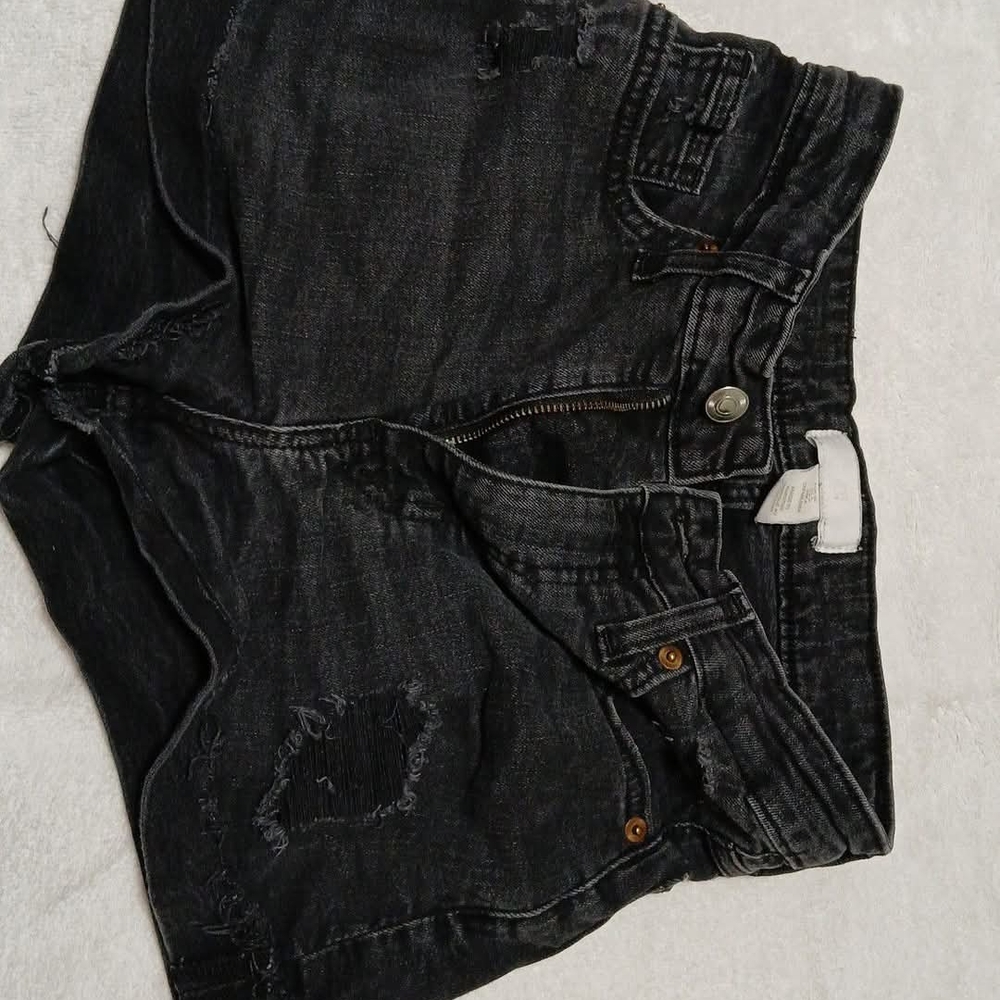 Chic Distressed Black Shorts